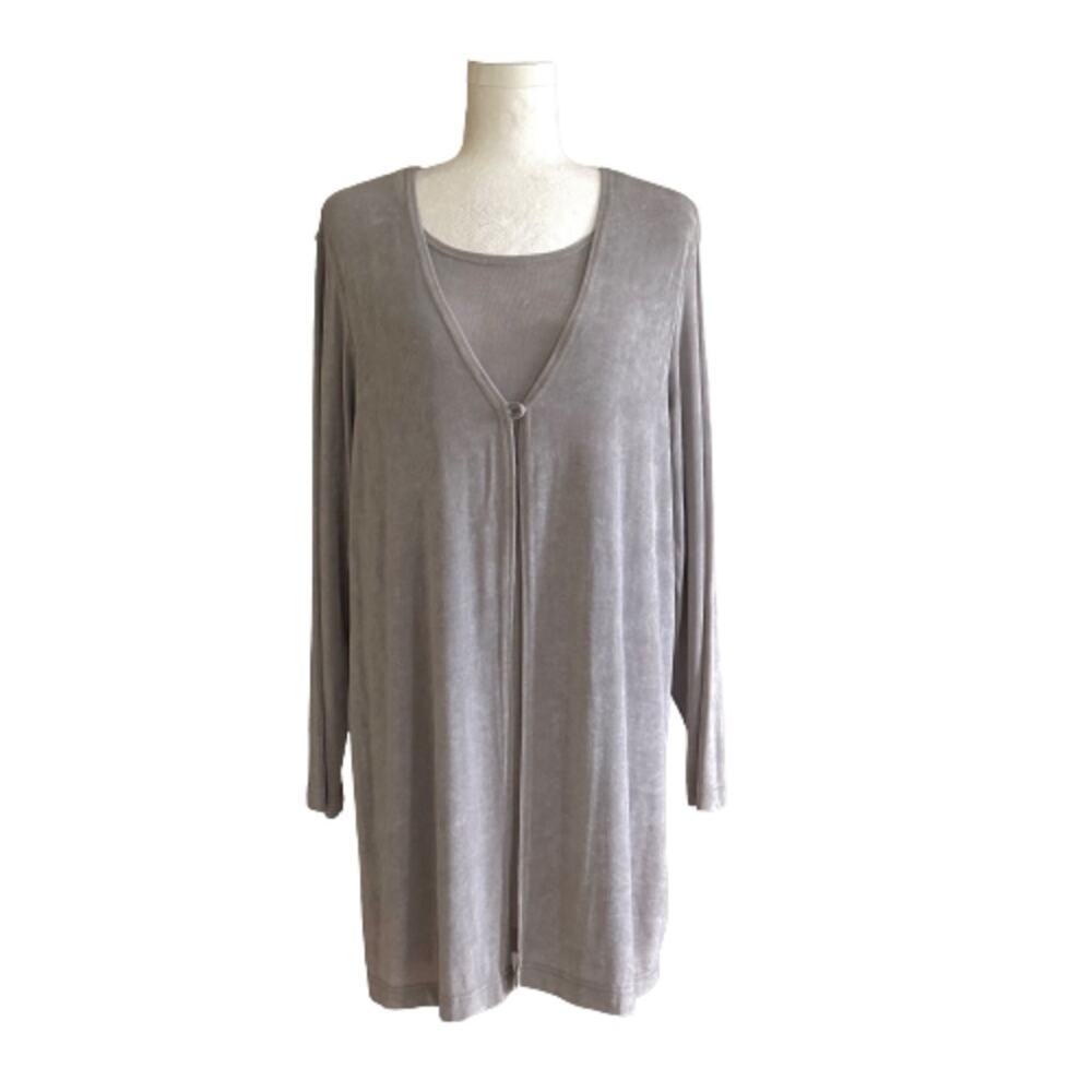 Christie & Jill Cardigan Top Gray Long Sleeve Single Button Layered Medium Tall